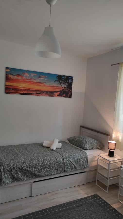 Vila Kuca Za Odmor Bebic, Kremena Klek Exteriér fotografie