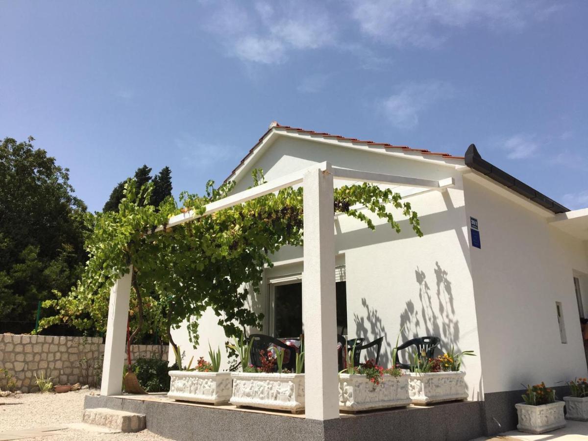 Vila Kuca Za Odmor Bebic, Kremena Klek Exteriér fotografie