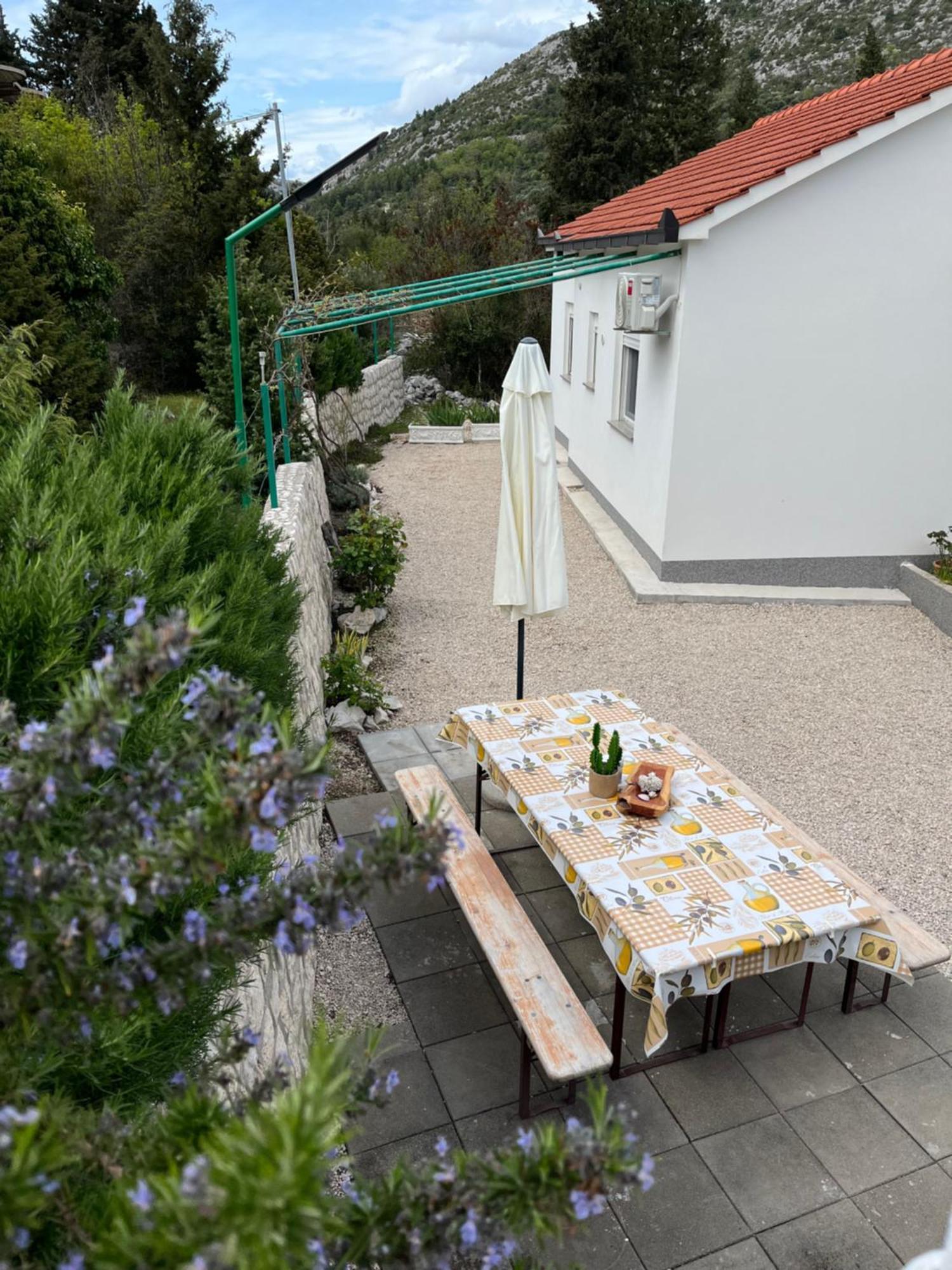 Vila Kuca Za Odmor Bebic, Kremena Klek Exteriér fotografie